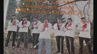 GRUPA LIČANI - KAD ZAPJEVAM GORA ODJEKUJE