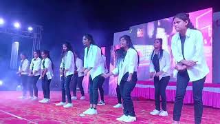 Makhna and high heels te nache dance performance by 9th class girls 🔥 | annual function 2023