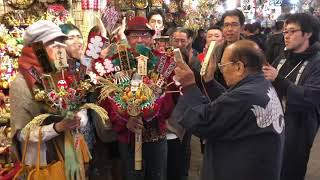 新宿ゴールデン街 (GOLDEN GAI) KENZO'S BAR 花園神社酉の市熊手購入  2019