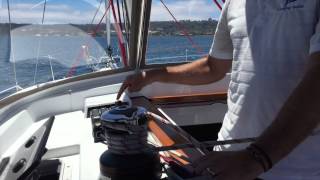 How to operate the furling main sail on a Jeanneau 41ds