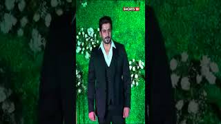 Pyar Ka Punchnama Fame Actor Sunny Singh Attends Sonnalli Seygall Wedding Reception | #shorts #viral