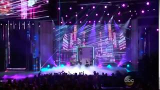 Nicki Minaj - live at the BBMAs