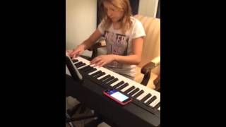 Dariya playing piano