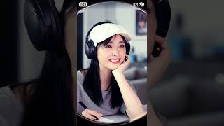 LOVE HER MUSIC VIBE 🎧🎶💛 (YY xiaohongshu update)  #shenyue #沈月 #reels #shorts #ctto