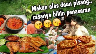 Nikmatnya masak dan makan di kebun. masak dan makan. masak langsung makan. masak masak dikebun.