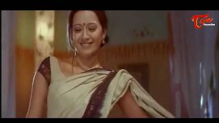 Reema Sen Saree Removing Scene || Best Romantic Scene of Tollywood #146