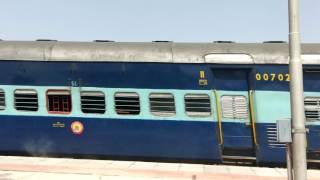 Jaisalmer to howrah superfast train crossing Loharu junction