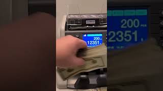 Counting Real Cash - Over 1.7 Million Dollars in 40 Minutes