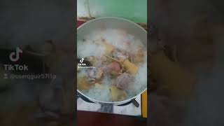 ស្ងោរជើងជ្រូកត្រយ៉ូងចេក🍲🍲😋😋😋