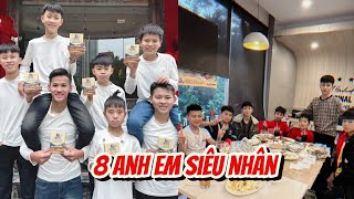 8 ANH EM SIÊU NHÂN ĐƯỢC ĐI ĂN GÀ RÁN