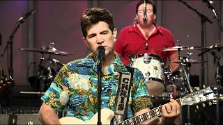 Chris Isaak - Somebody's Cryin' (Live)