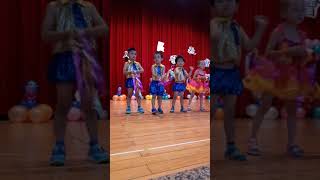 小龍幼兒園畢業典禮表演海草舞