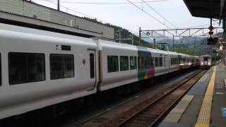 大糸線　普通列車　キハ120　南小谷駅に入線