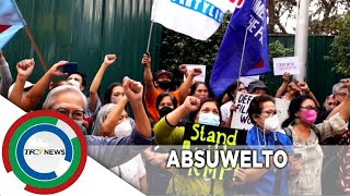 Pag-absuwelto sa 10 human rights defenders sa kasong perjury ikinatuwa ng iba-ibang grupo | TFC News