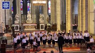 Le Chœur de Filles de Bordeaux - La Fille au Roi Louis