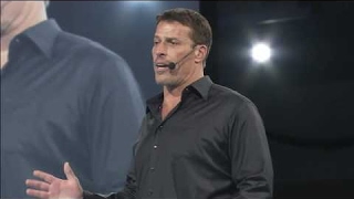 How To Overcome Depression And Change Your Life: Coach Tony Robbins Dreamforce 2017 keynote