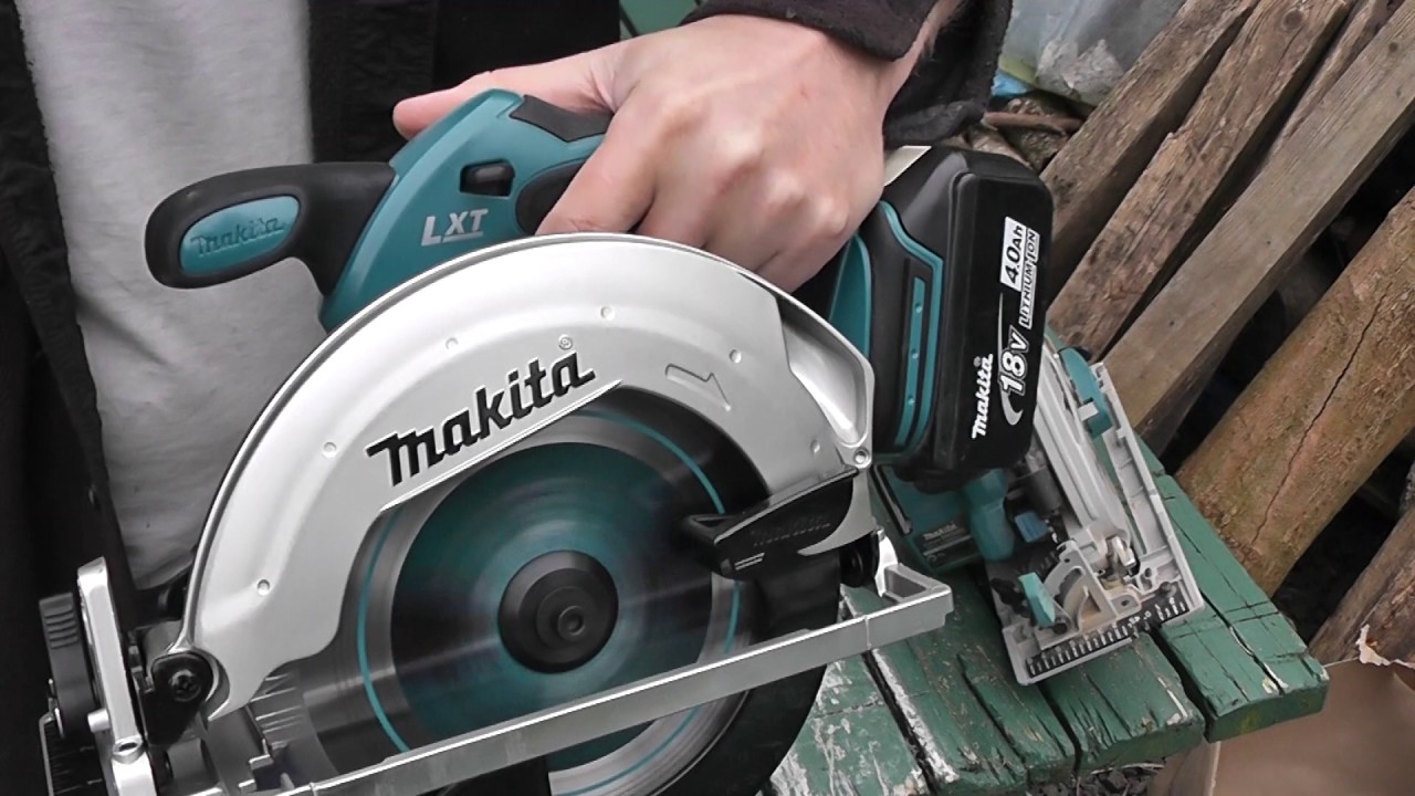 Makita XSS02Z 18v Circular Saw Review | Makita DSS611 - YouTube