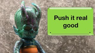 Sofubi Review: Pushead x Secretbase Skull Hevi