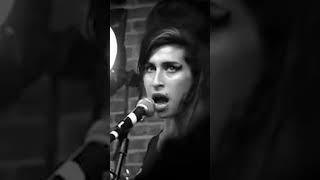 17 years since Amy performed 'Back To Black' live at SXSW. 🖤