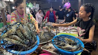 Market show: Chef Pich buy big shrimp to cook fried rice for grandmother - Cooking with Sreypich