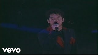 譚詠麟 - 《情兩牽》(2001 Live)