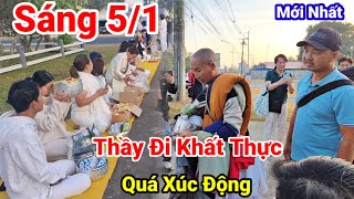 Toàn Cảnh.. Sáng 5/1 Thầy Minh Tuệ Cùng 8 Sư Đi Khất Thực Mới Nhất Tại Thái Lan