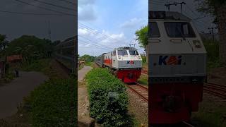 KA JAKA TINGKIR || Indonesian Train || #jakatingkir #keretaapi #railfans