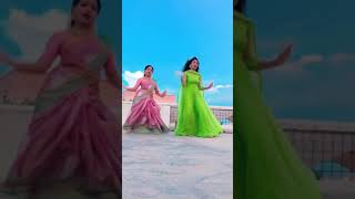 nayani and hasini dance