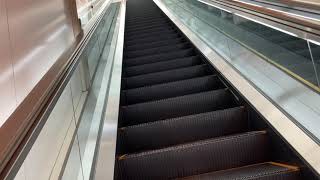 羽田空港第二ターミナル エスカレーターその2  _escalator Haneda airport terminal2 Tokyo Japan[special feature]