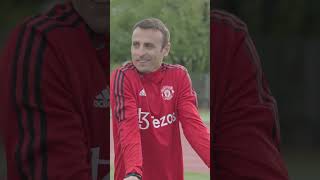 Berbatov’s Impression Of Nani Is Spot On… 😂👏 #shorts #mufc