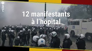 Des affrontements lors des manifestations anti pass sanitaire à Bruxelles - RTBF Info