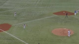Middlebrooks' barehanded play