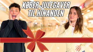 Køber julegaver til hinanden !!