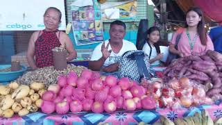 Walking tour at the market in La Libertad, the Philippines