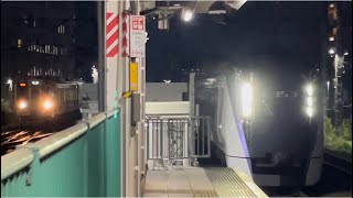 続々と立川駅に入線するE353と211系。