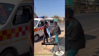 खचरा Ambulance में लग गया 😂 #shorts #funnyreels #reactionshorts #comedy #trendingshorts #viralshort