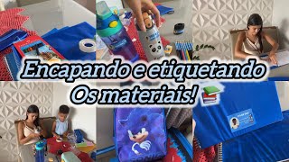 Encapando e etiquetando os materiais escolares 📚