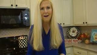 Making ice cubes - Joni shows what happens when you use hot water