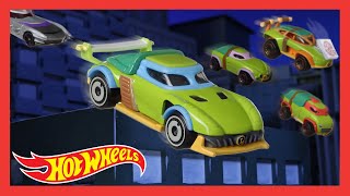 Hot Wheels® Teenage Mutant Ninja Turtles™ Character Cars Drive in “Pizza Delivery” | @HotWheels