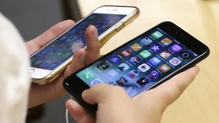 Apple admits to slowing down older phones