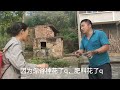 粉丝妹妹来帮忙插秧，还是人多力量大，在一片欢声笑语中完成【乡野勇哥】