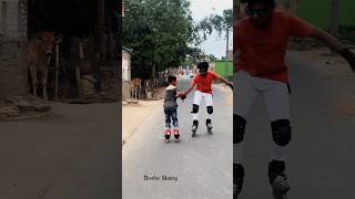 Skating masti 🤪 #skating #brotherskating #skater #girlreaction #funny #road #masti #india