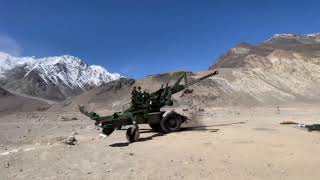 Bofors Howitzzer Firing in Kargil