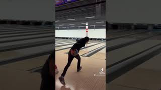 Trying to bowl a 300 i bowl a 205 tho #bowling #bowlingtricks #tiktok #tiktokvideo