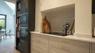 *CLEVER KITCHEN DESIGN TO STEAL*