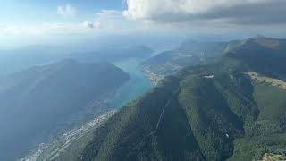 Svolazzando in parapendio sul Monte Generoso in splendido seralino