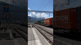 #160# SHORT - Incrocio tra treni merci a Giubiasco: RAILCARE vs INTERMODALE misto in doppia trazione