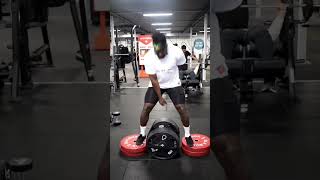 GOLDS GYM 150KG/330LBS DUMBELL DEADLIFT CHALLENGE! #mattdoesfitness #fitness #gymmotivation