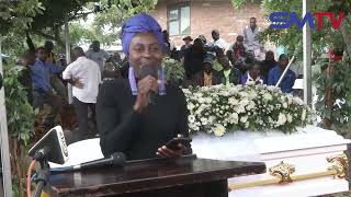 Mbuya Stella Chiweshe Buried According To Her Traditional Customs In Masembura Wrapped In A Reed Mat