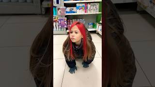 Хотели ли бы такого котика? #shorts #ladymilana #shortvideo #юмор @Lady-Kristina2